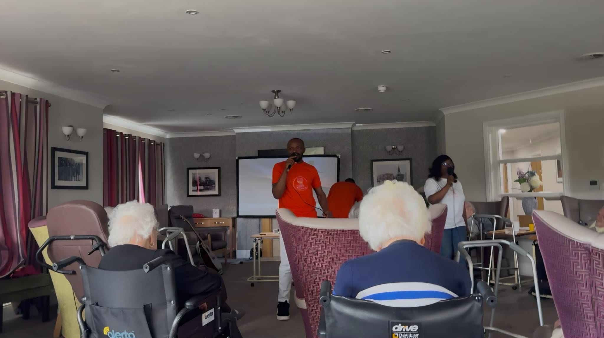 Care Home Music Outreach at Kingfisher Court Doncaster UK